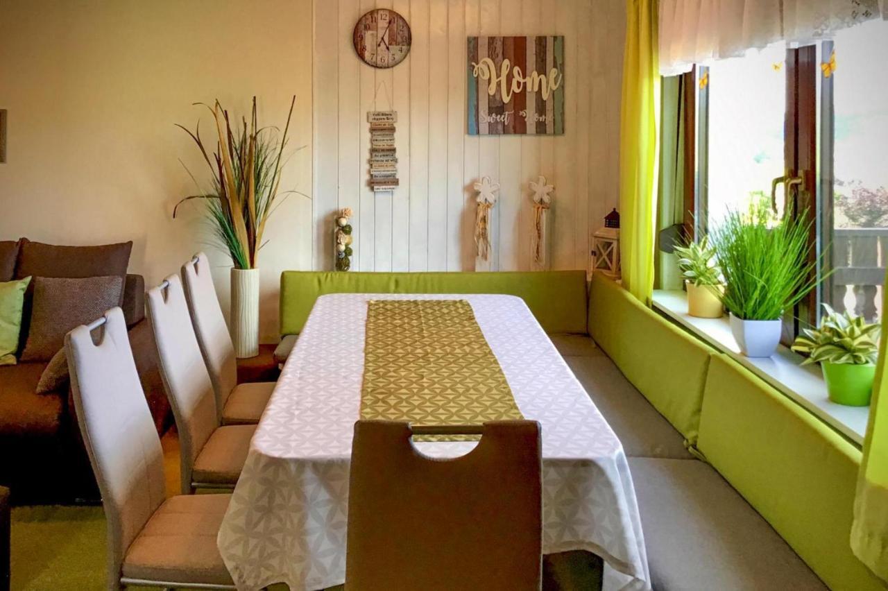 Holiday Home Rhoenblick, Kaltensundheim Εξωτερικό φωτογραφία